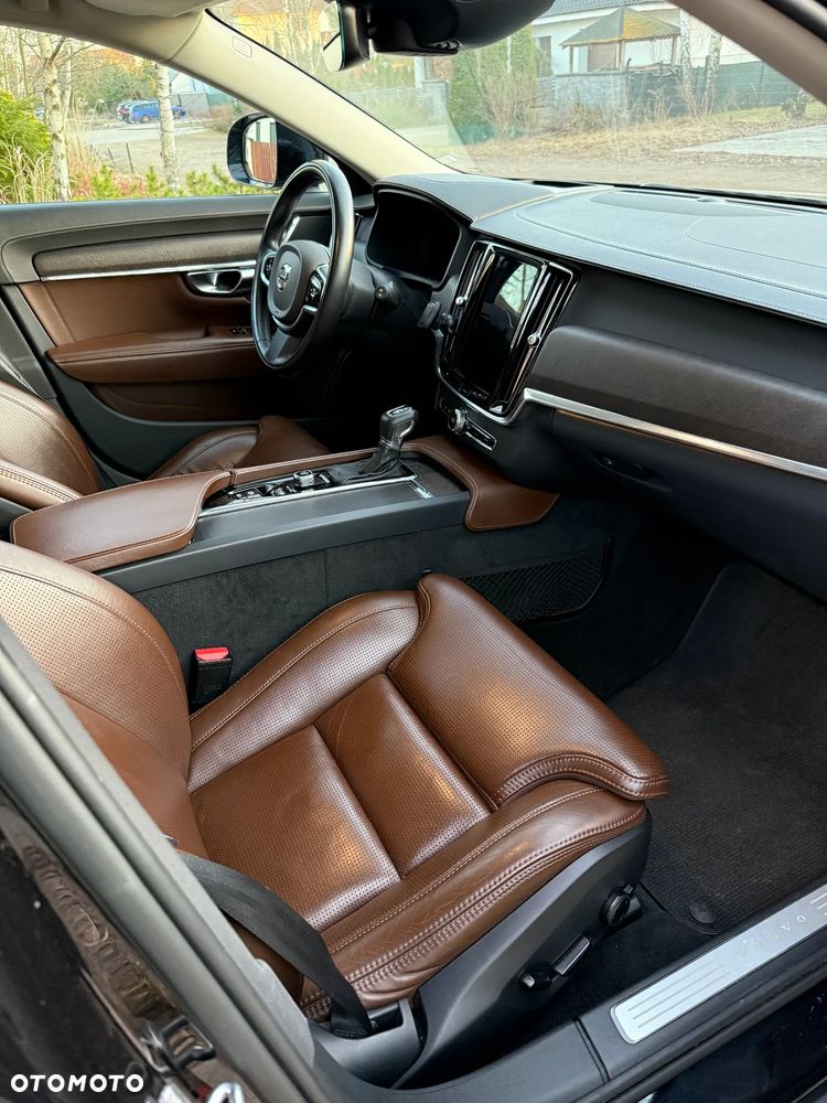 Volvo V90 D5 AWD Geartronic R Design - 6