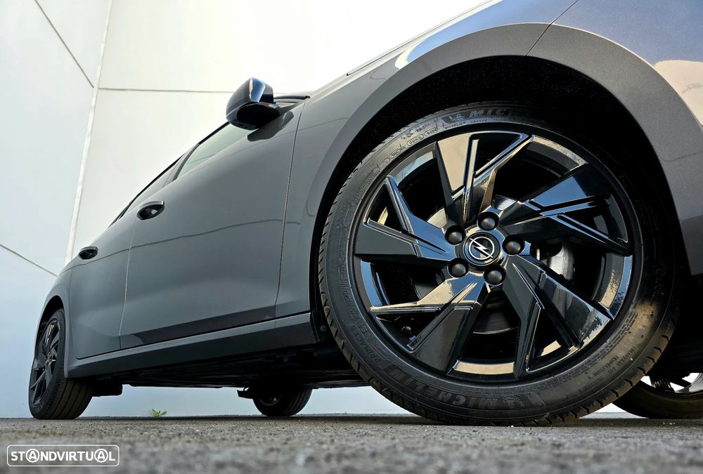 Opel Astra 1.2 T GS Line - 6