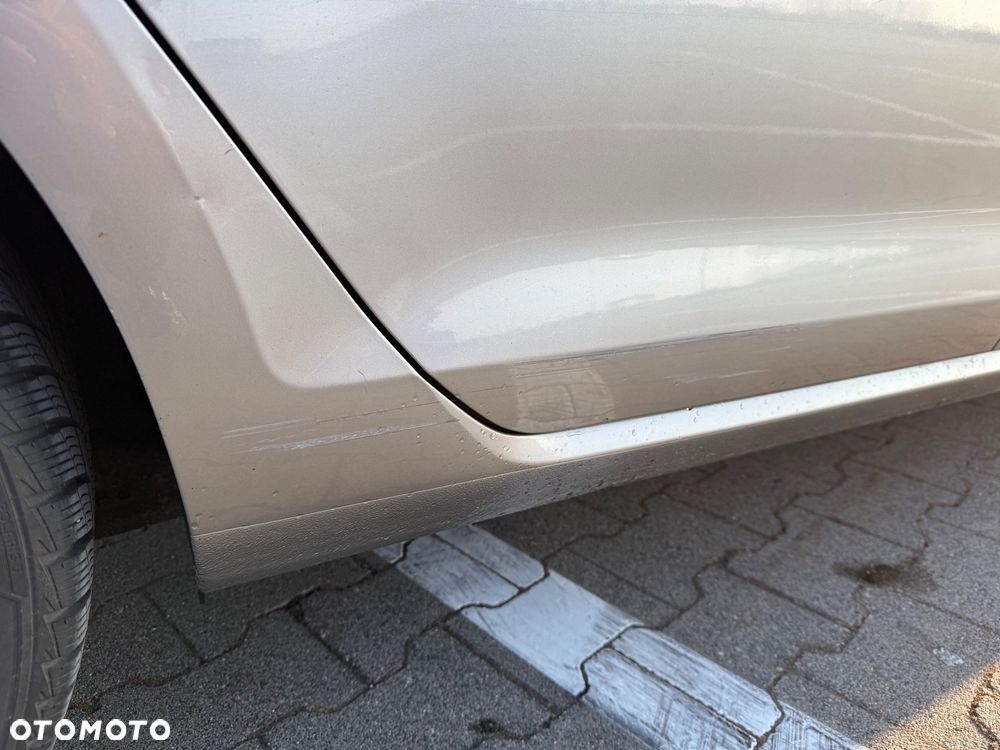 Volkswagen Golf 1.4 TSI BMT Comfortline - 23