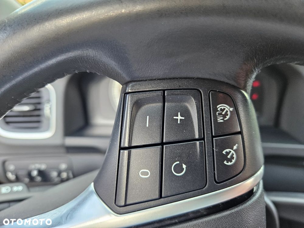 Volvo V60 D2 Kinetic - 17