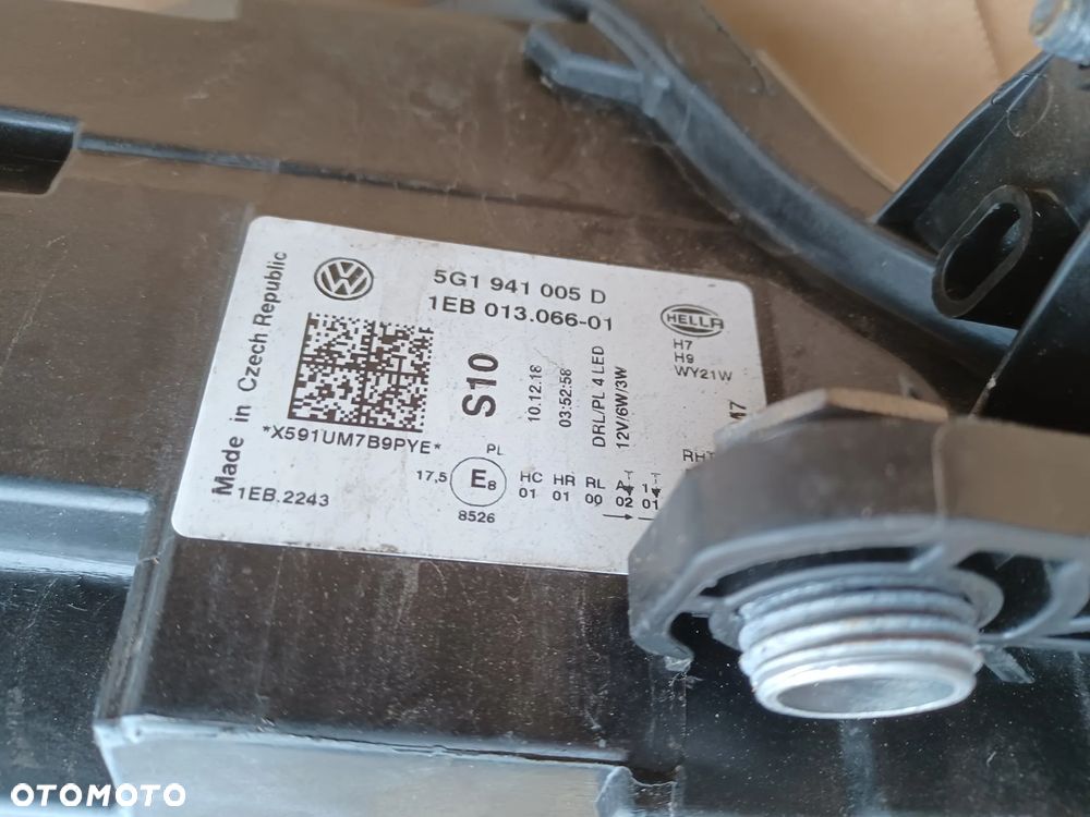 Lampa przednia lewa LED VW Golf VII 7 lift oryg 5G1 - 5