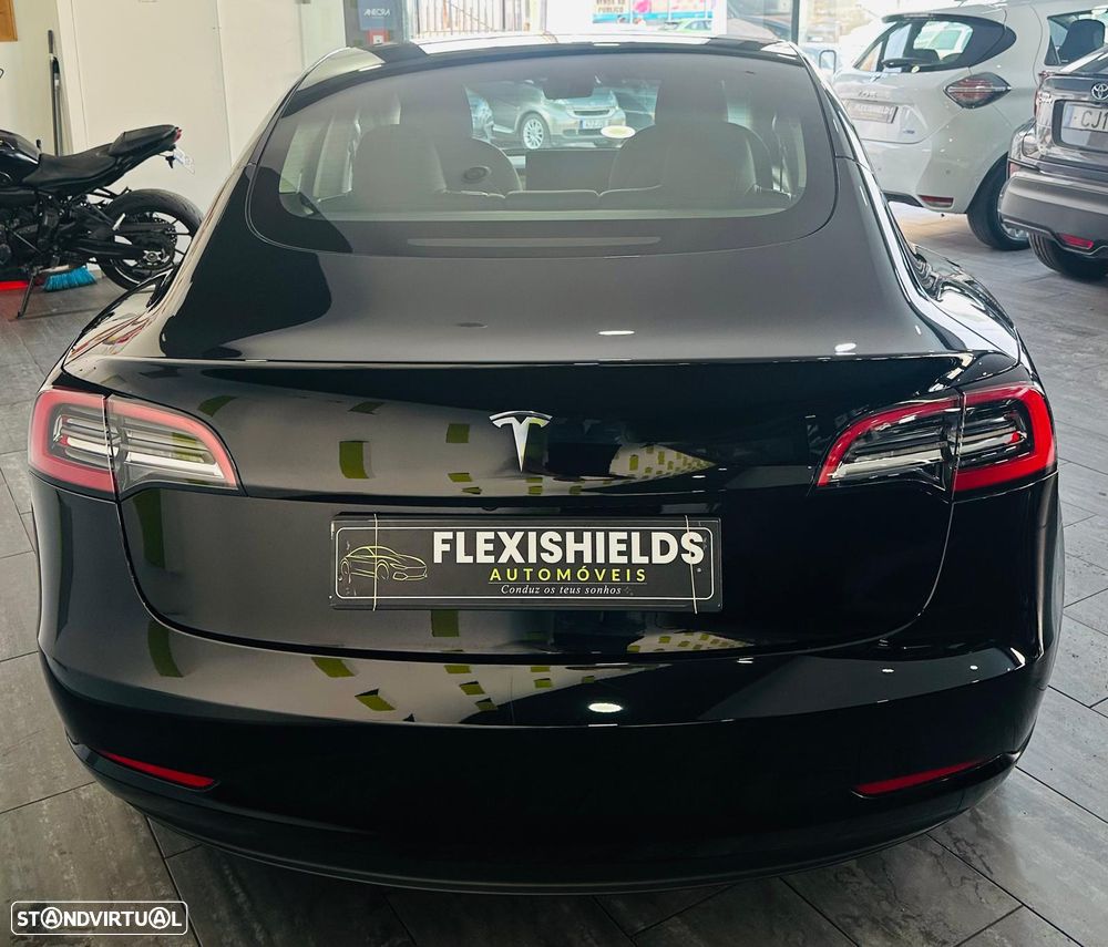 Tesla Model 3 Long-Range RWD - 7