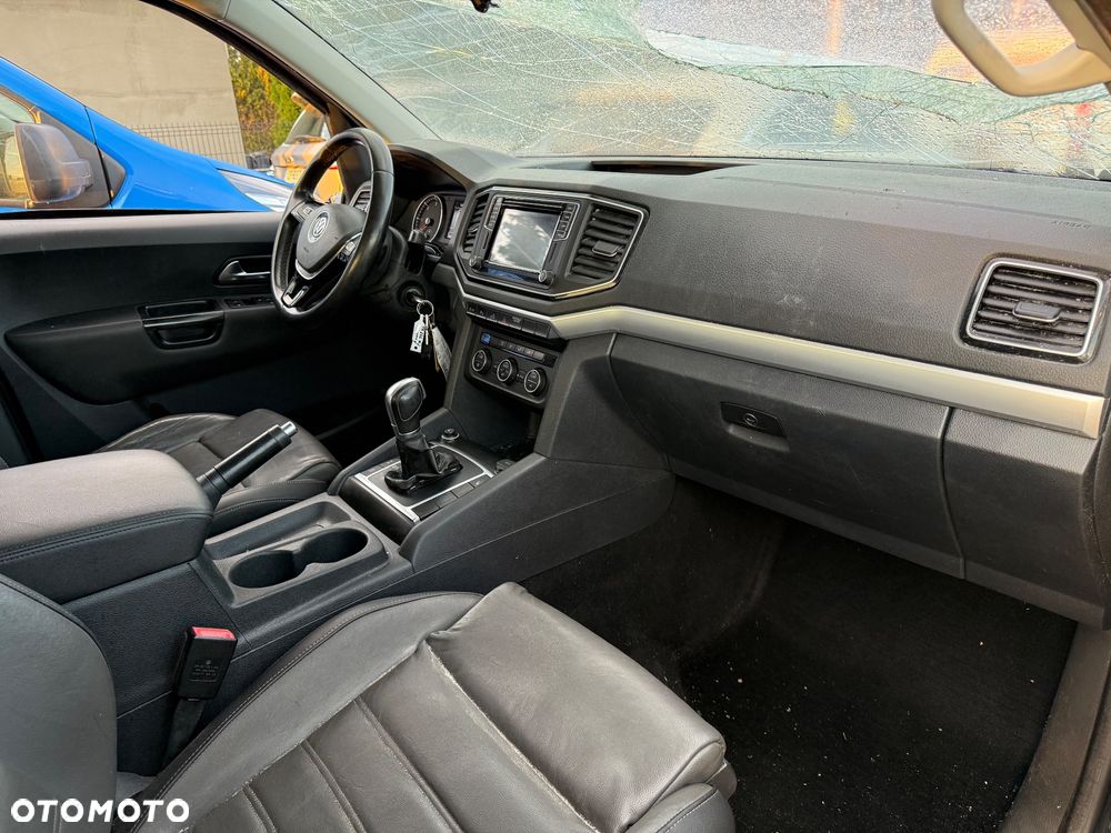 Volkswagen Amarok - 16