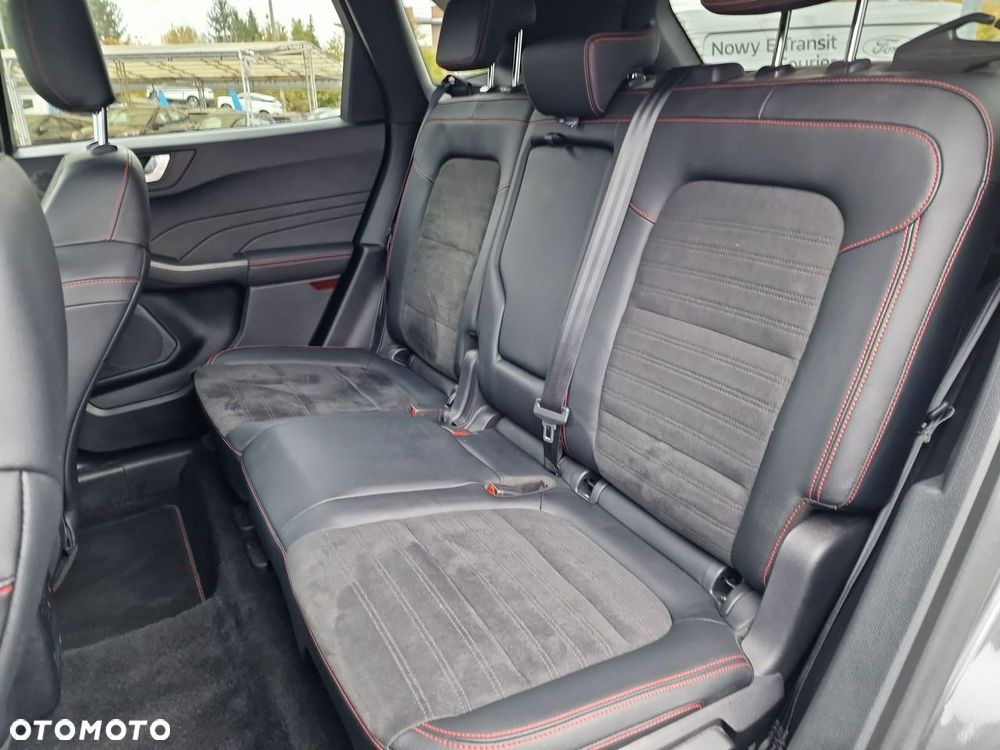 Ford Kuga 2.0 EcoBlue 4x4 ST-LINE X - 22