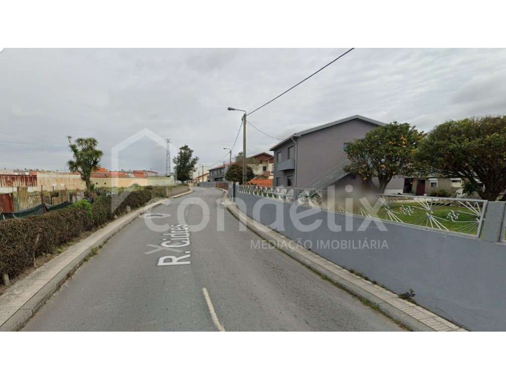 Terreno para venda em Perafita - Grande imagem: 2/4