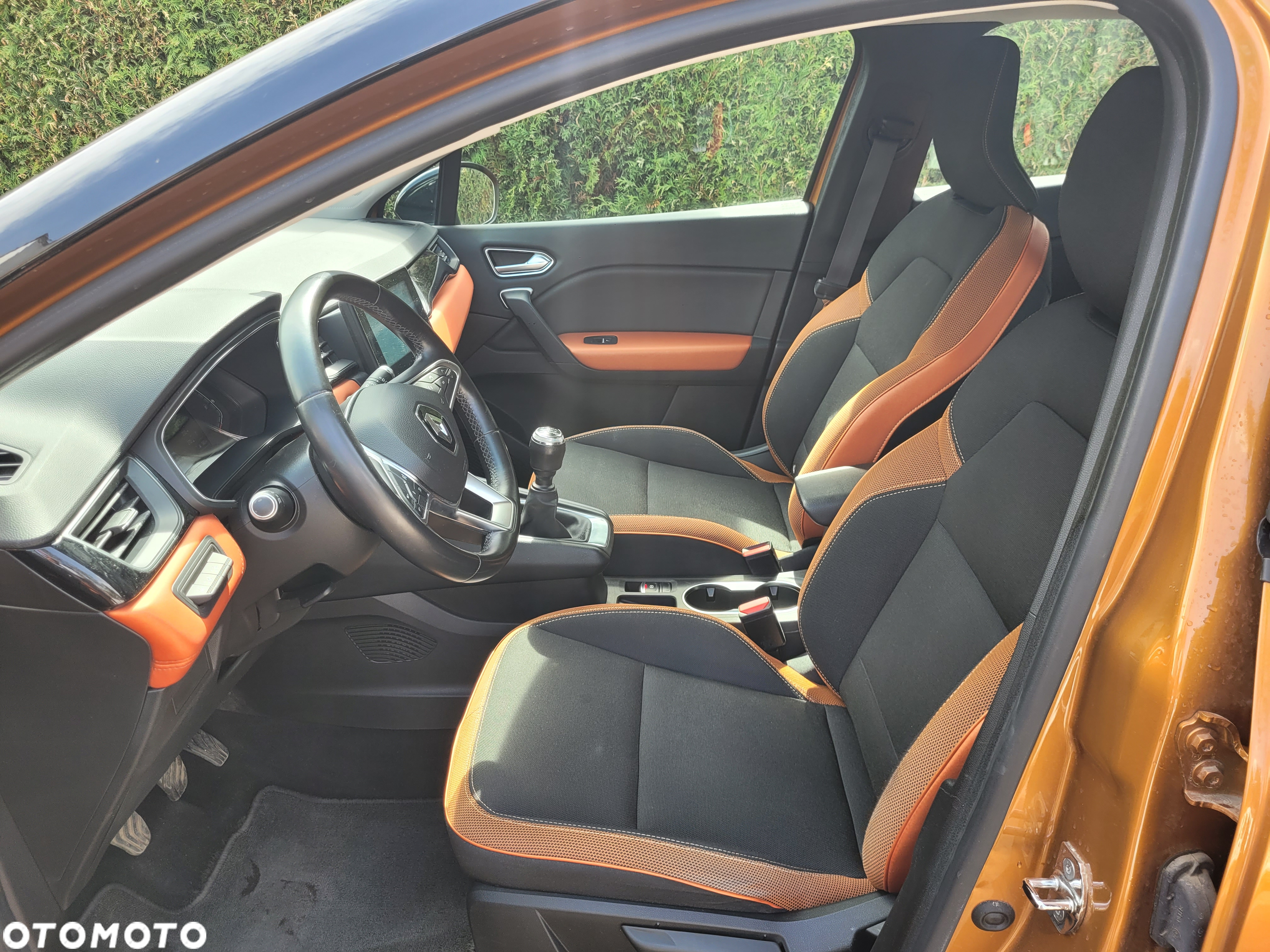 Renault Captur TCe 100 BUSINESS EDITION - 9