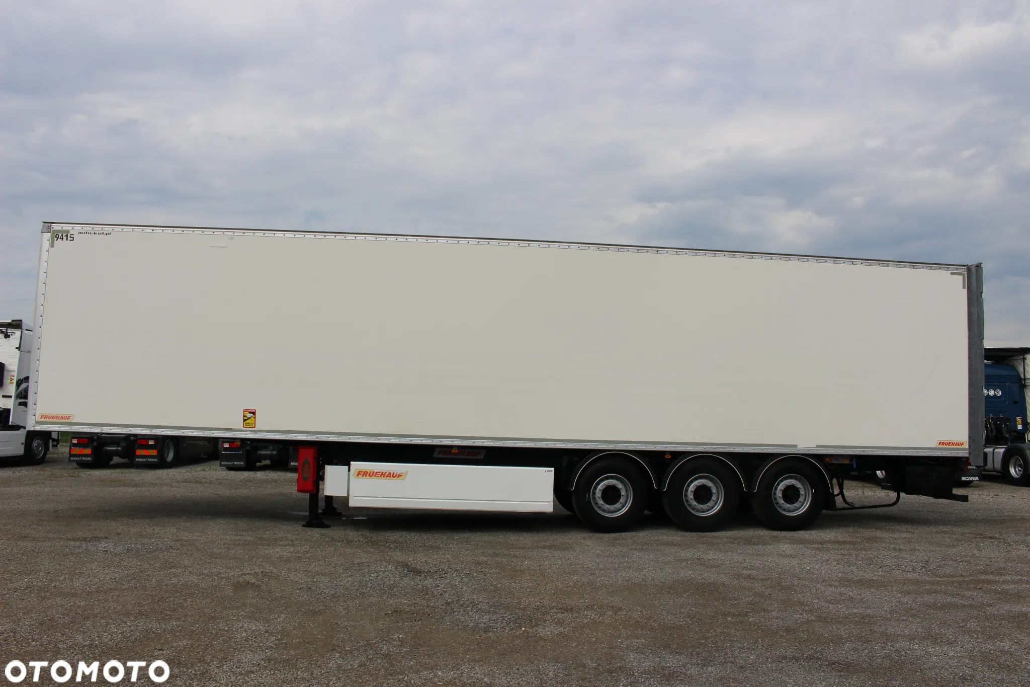 Fruehauf KONTENER /3-OSIE/ TYLNE DRZWI /KOSZ NA PALETY/**SERWIS FR**/SUPER STAN / - 5