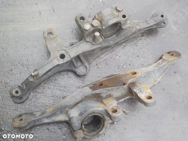 SCANIA MOCOWANIE PODUSZEK DELFIN 1752107