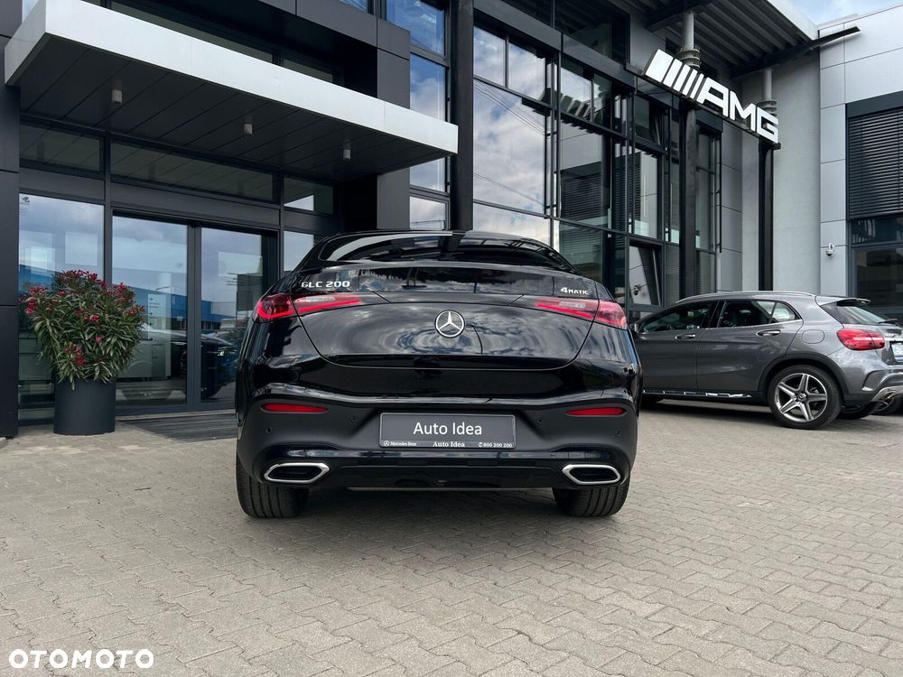 Mercedes-Benz GLC - 21
