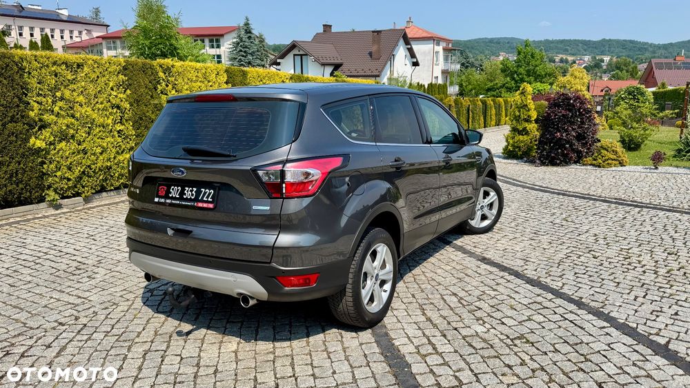 Ford Kuga - 19