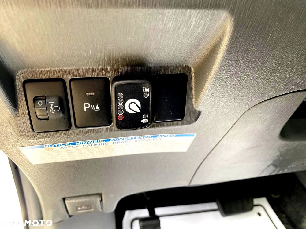 Toyota Prius+ 1.8 HSD Prestige PCS - 14