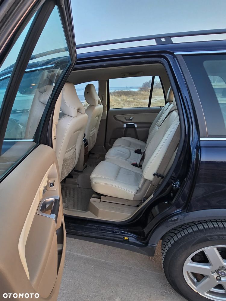 Volvo XC 90 - 7