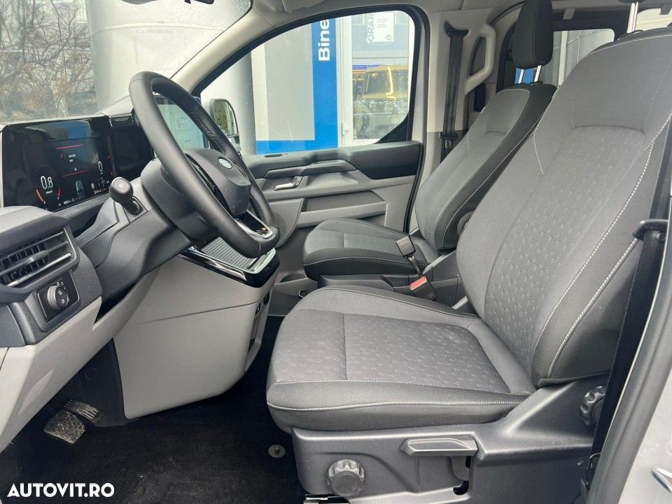 Ford Tourneo Custom - 5