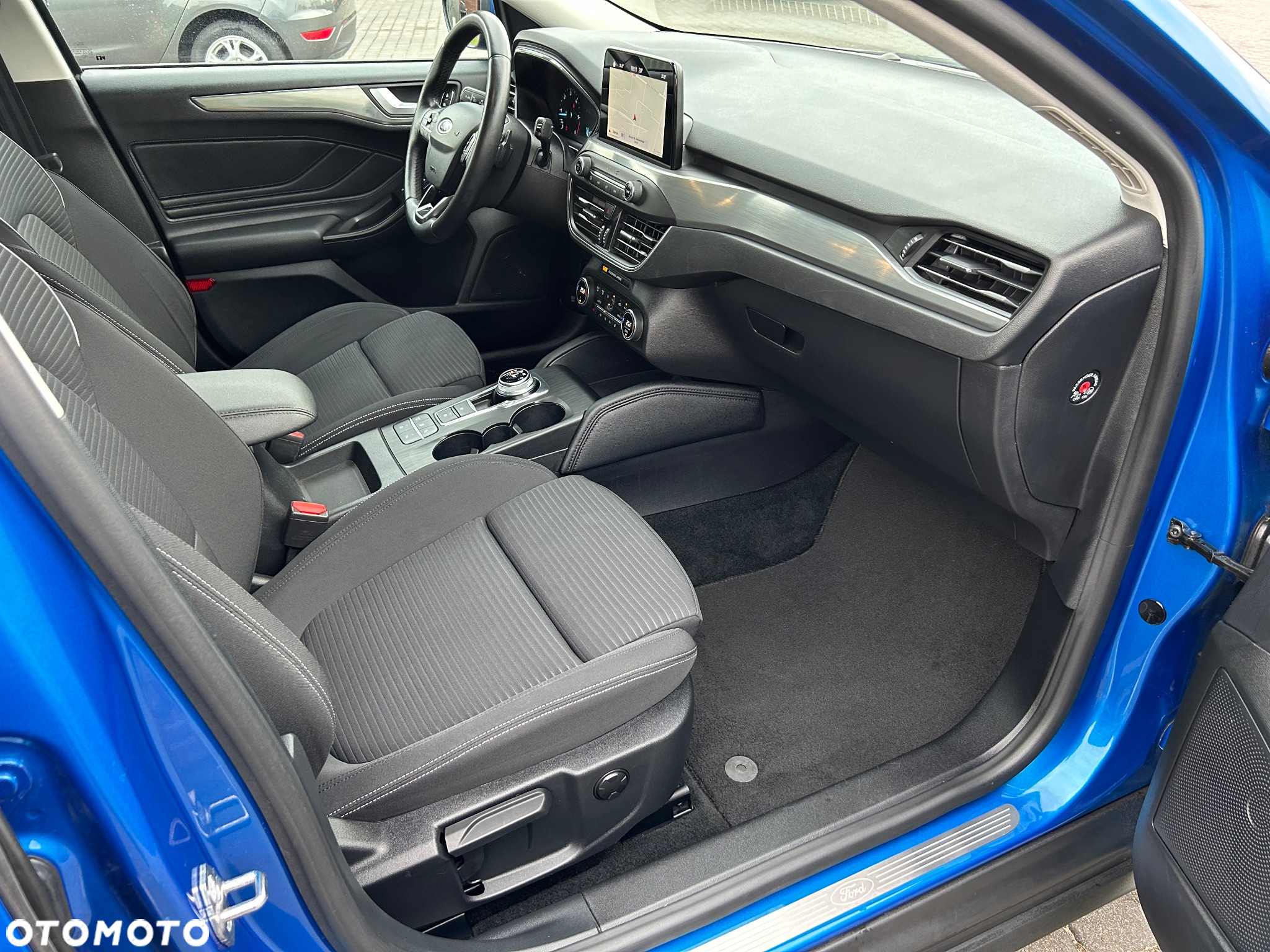 Ford Focus 1.5 EcoBlue Start-Stopp-System TITANIUM DESIGN - 17