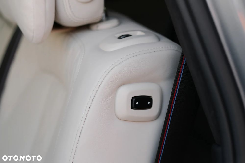 BMW X7 M50d sport - 39