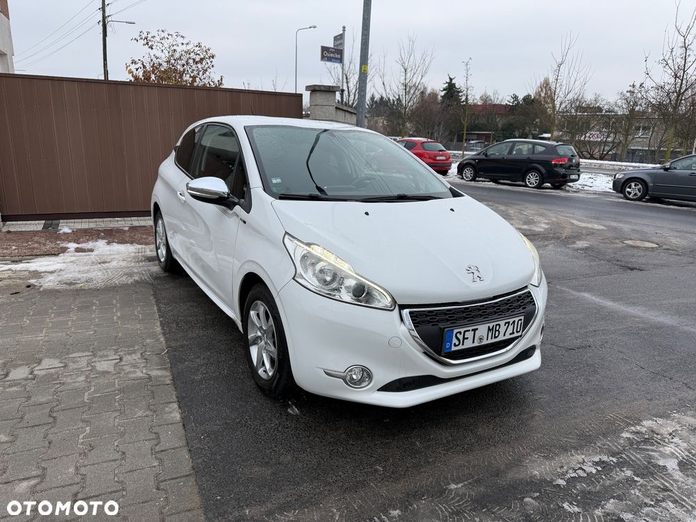 Peugeot 208 PureTech 82 Style