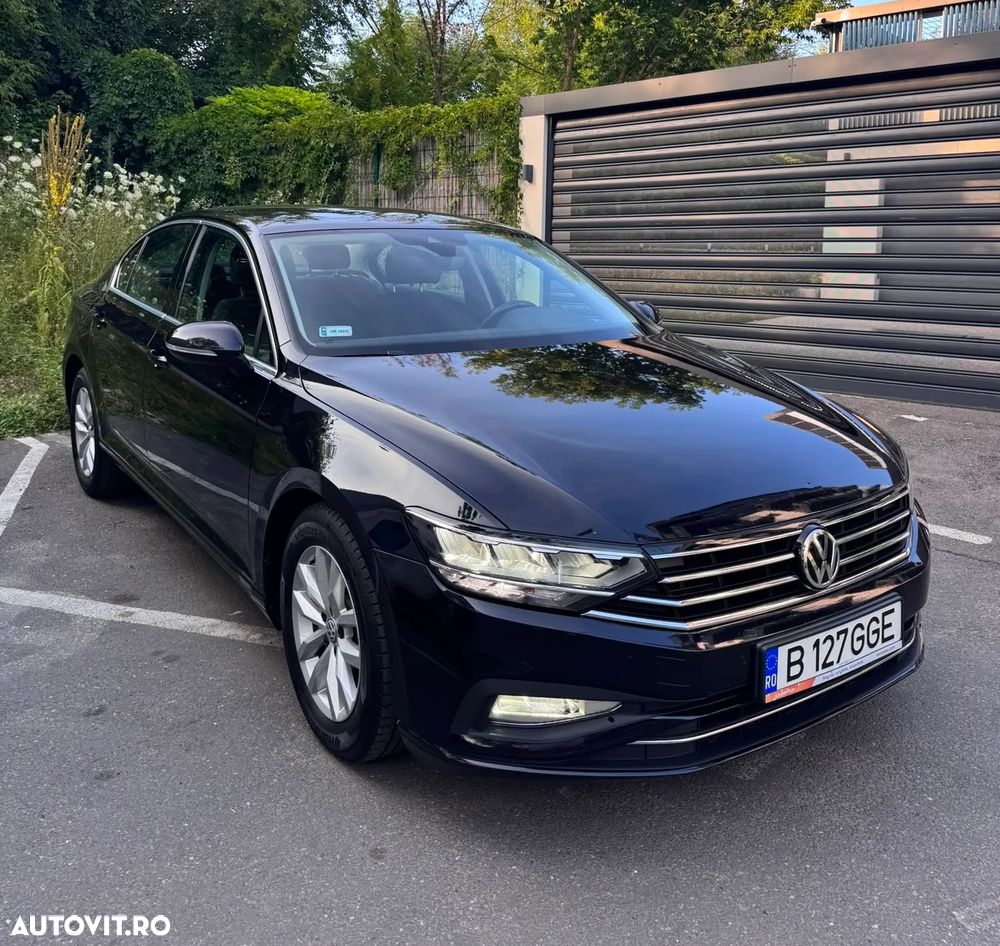 Volkswagen Passat 2.0 TDI SCR DSG Business - 1