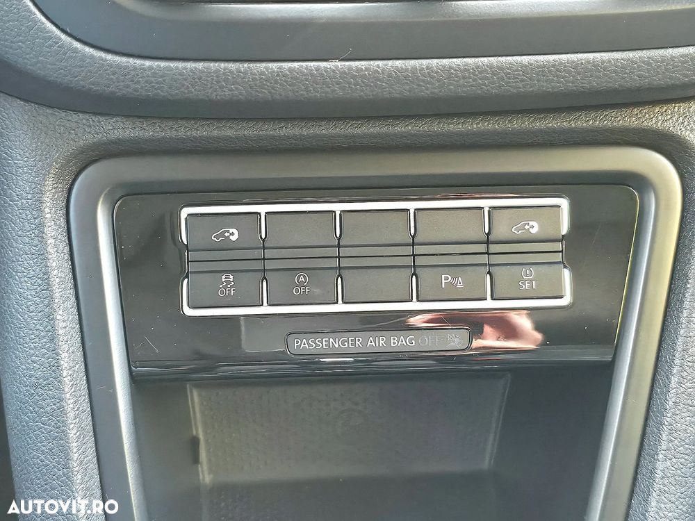 Volkswagen Sharan 2.0 TDI DSG BlueMotion Technology Highline - 13