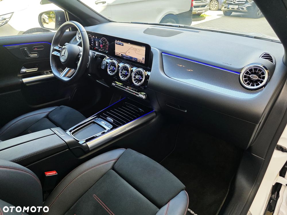 Mercedes-Benz GLA 200 AMG Line - 19