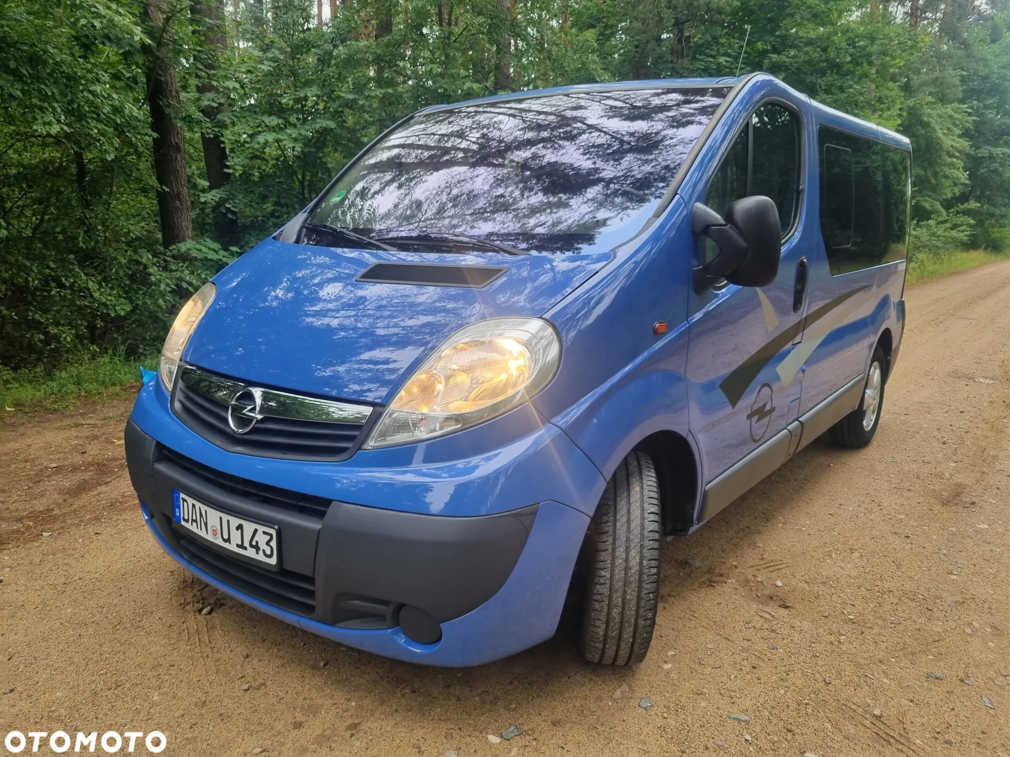 Opel Vivaro 2.5 CDTI L1H1 - 28