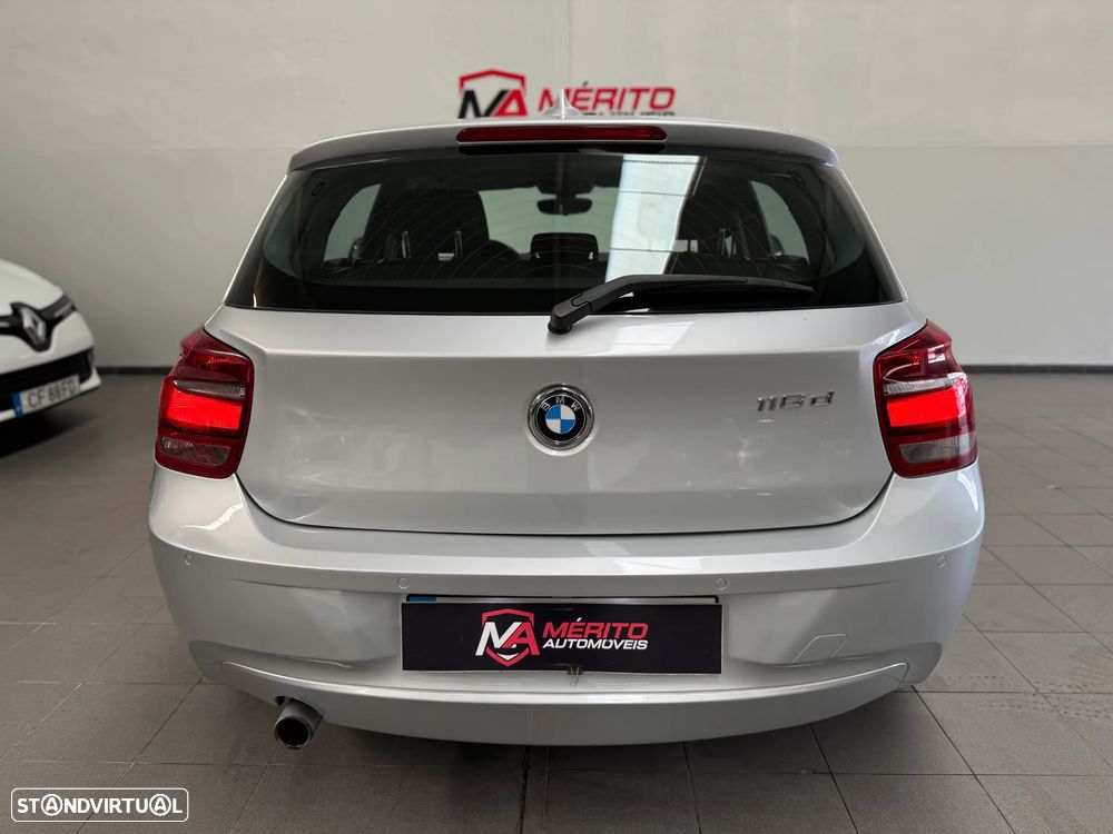 BMW 116 d EfficientDynamics Edition Urban Line - 6