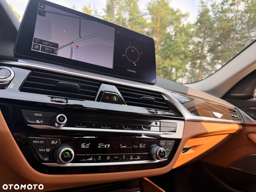BMW Seria 5 520d Luxury Line - 22