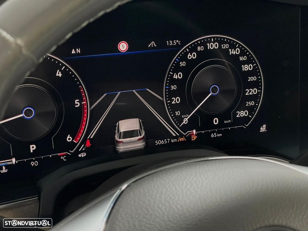 VW Touareg 3.0 TDI V6 Elegance Plus - 22