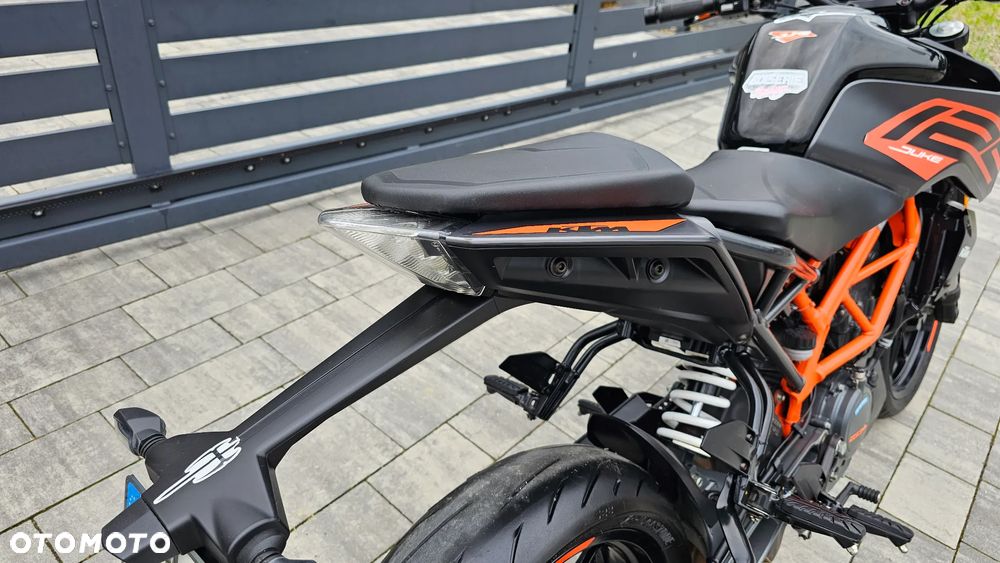 KTM Duke - 11