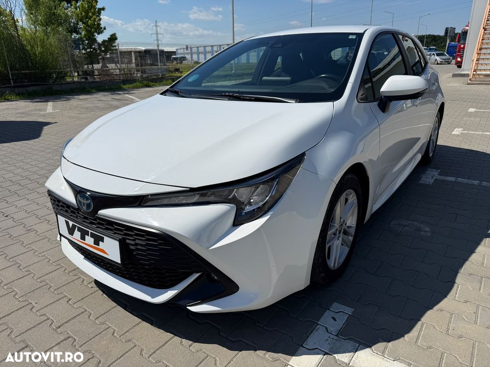 Toyota Corolla - 1