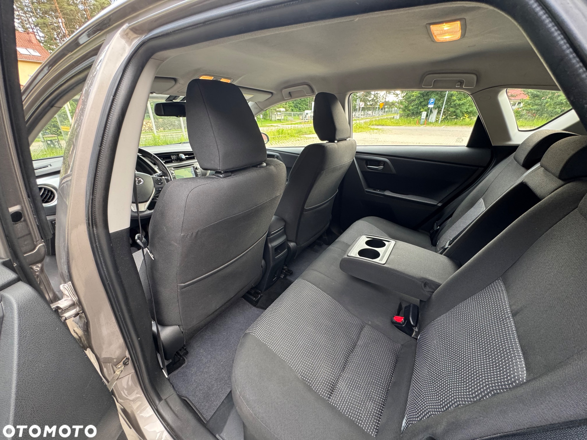 Toyota Auris 1.8 VVT-i Hybrid Automatik Comfort - 10