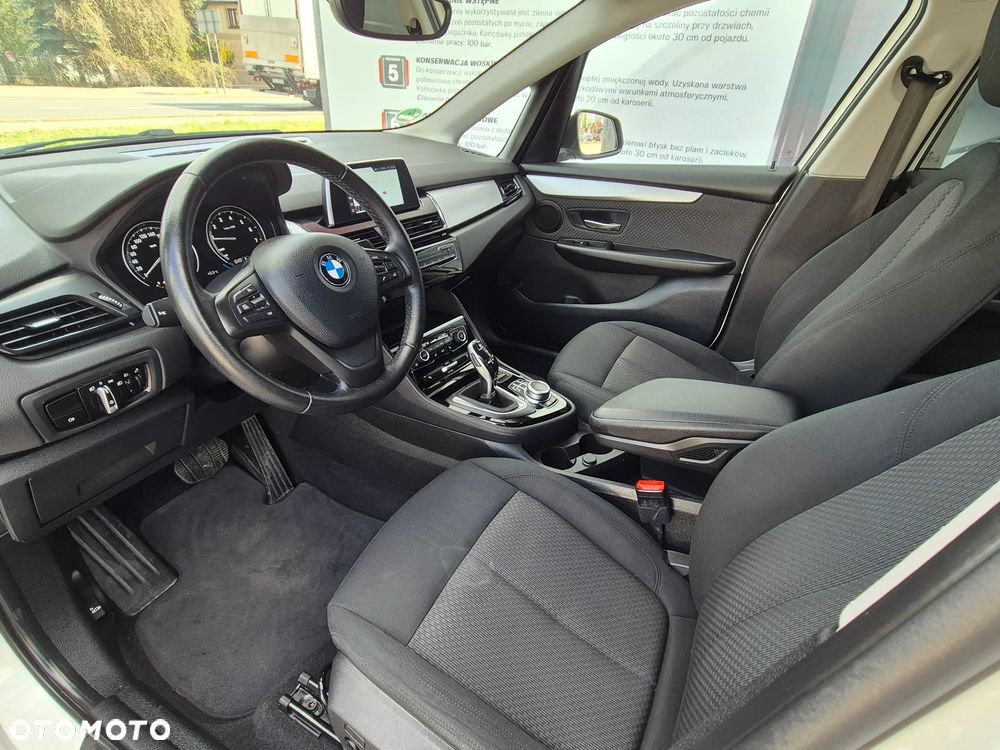 BMW Seria 2 218i Advantage - 25