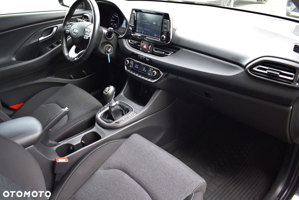 Hyundai i30 - 16