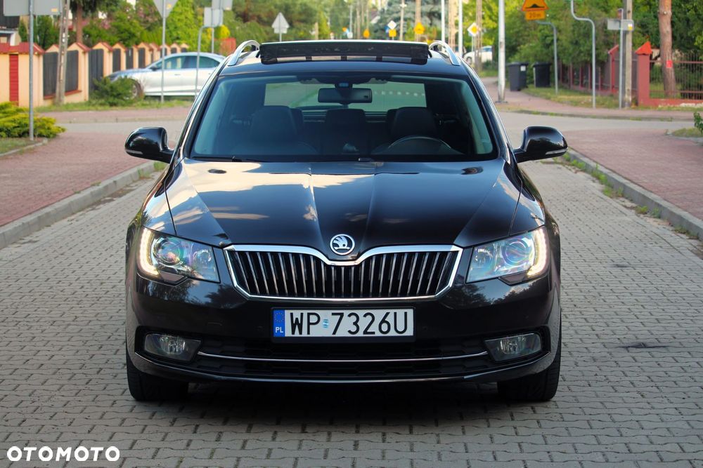 Skoda Superb 2.0 TDI DSG L&K - 3
