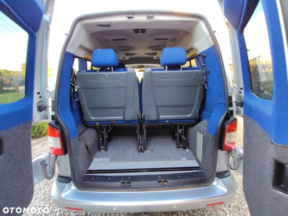 Volkswagen Transporter - 11