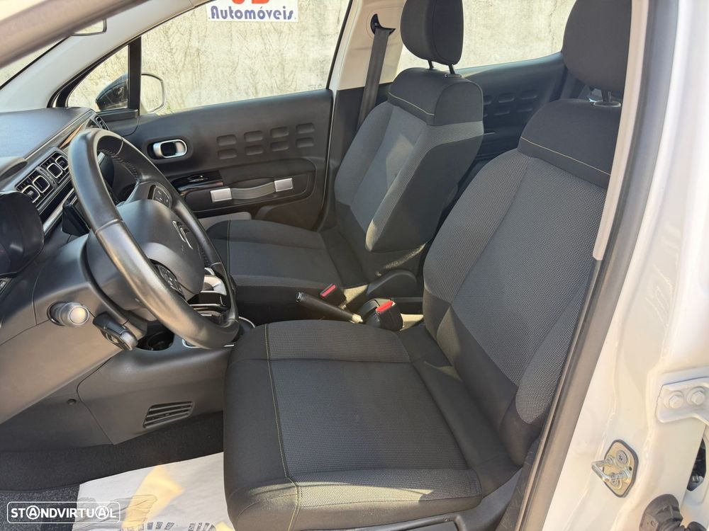 Citroën C3 1.2 PureTech Shine - 9