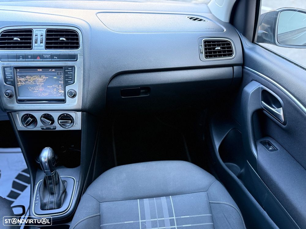 VW Polo 1.4 TDi Lounge DSG - 9