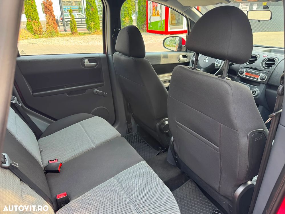 Mitsubishi Colt 1.3 A/T Intense Safety TAN - 8