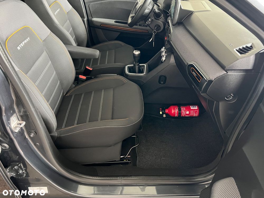 Dacia Sandero 1.0 TCe Laureate S&S - 28