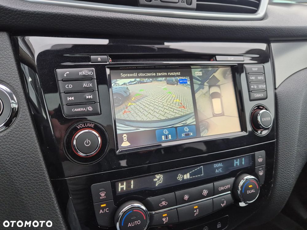 Nissan Qashqai 1.6 DIG-T Tekna - 11