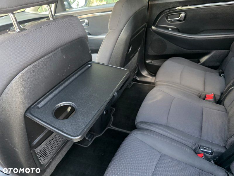Kia Carens 2.0 GDI Automatik Spirit - 19