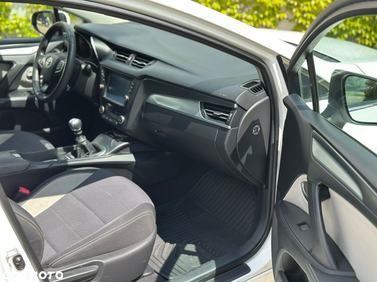 Toyota Avensis Touring Sports 1.8 Edition S+ - 7