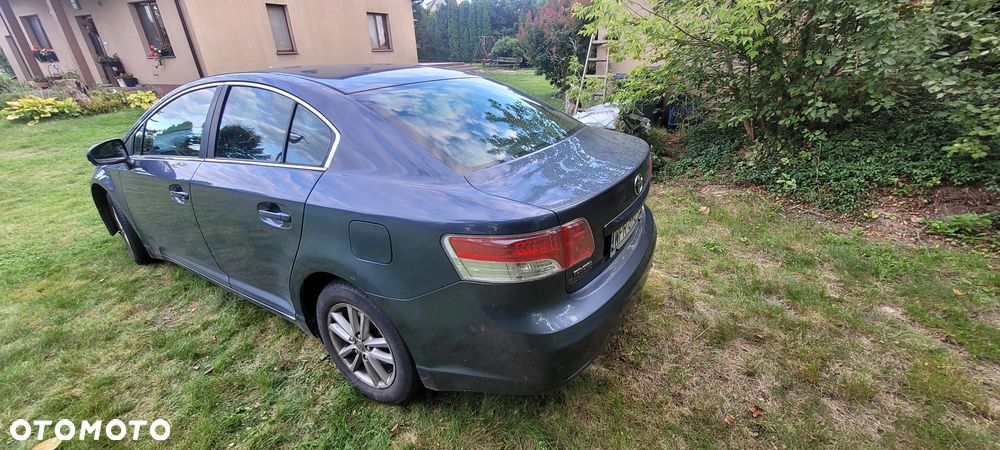 Toyota Avensis - 3
