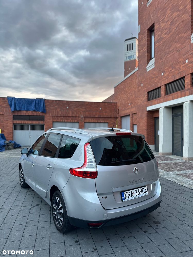 Renault Scenic ENERGY TCe 130 S&S Bose Edition - 14