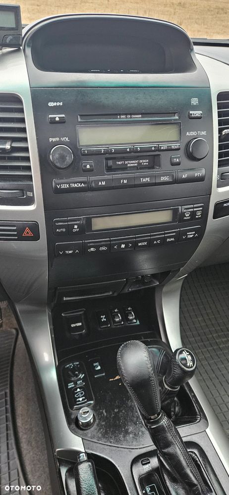Toyota Land Cruiser - 8