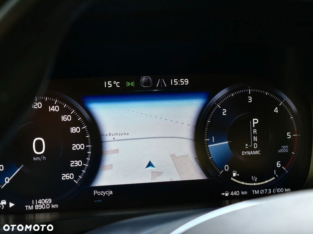 Volvo S90 D4 Momentum Pro - 36