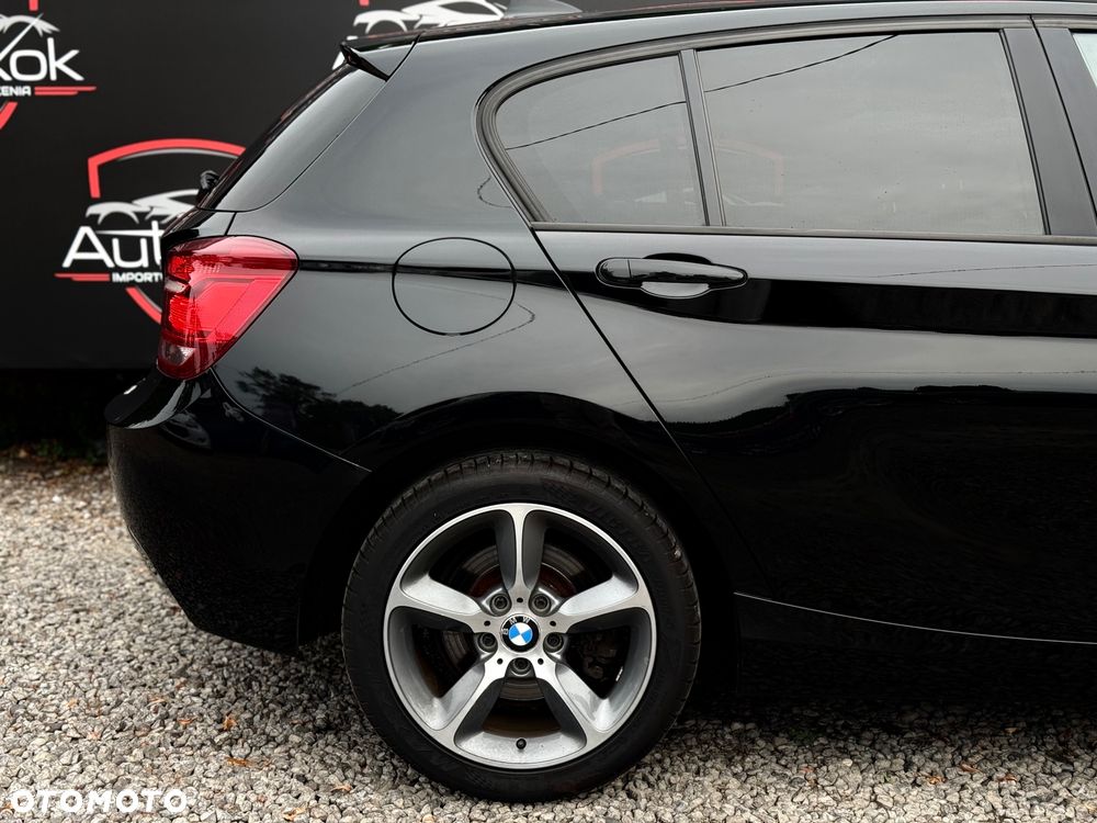 BMW Seria 1 120d Sport Line - 10