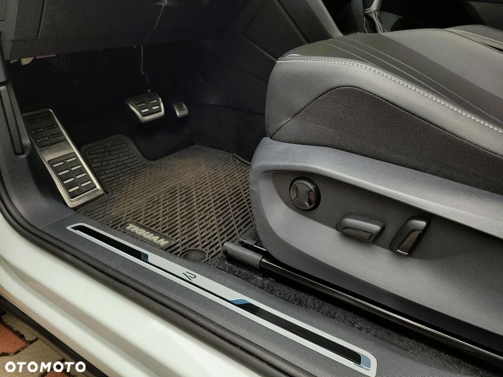 Volkswagen Tiguan - 13