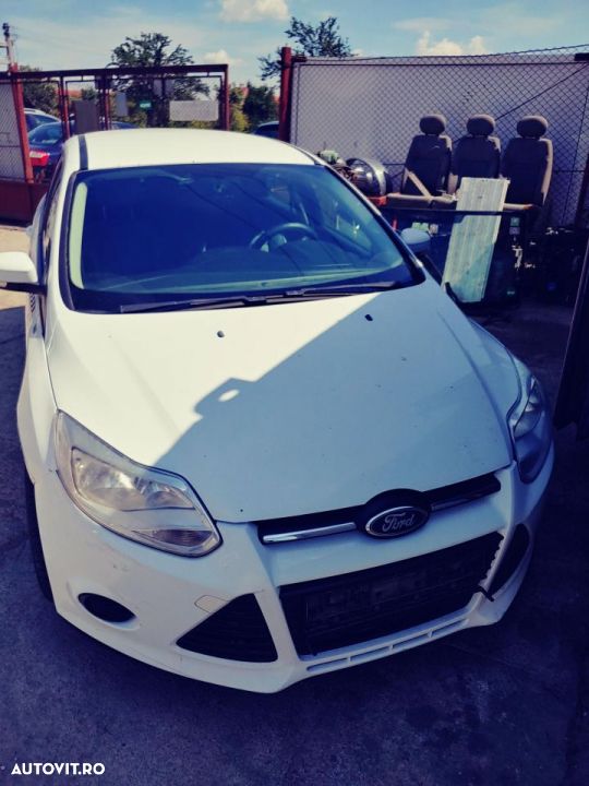 Dezmembrez Ford Focus 3 1.6 TDCI - 1