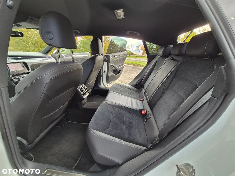 Volkswagen Arteon 2.0 TSI 4Motion R-Line DSG - 16