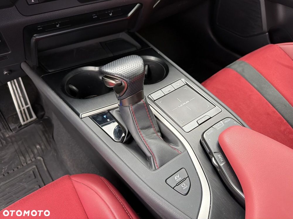 Lexus UX - 26